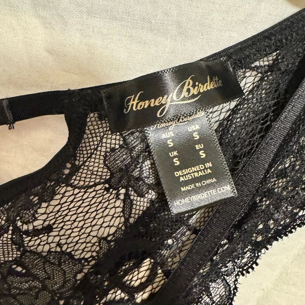 Honey Birdette Whitney Black Lingerie Set || Bra-32C, Garter Belt-Sm, Panty-Sm - Picture 11 of 15